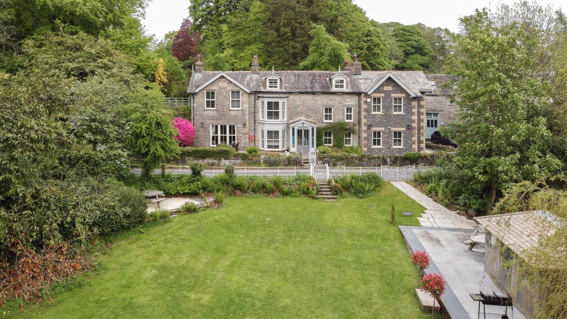 Low House Windermere Bagian luar foto